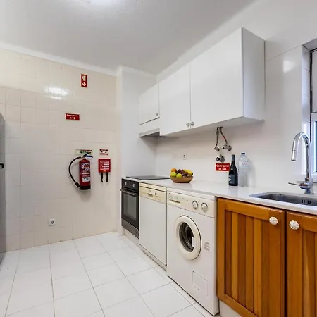 Henry Matisse, Swimming Pool