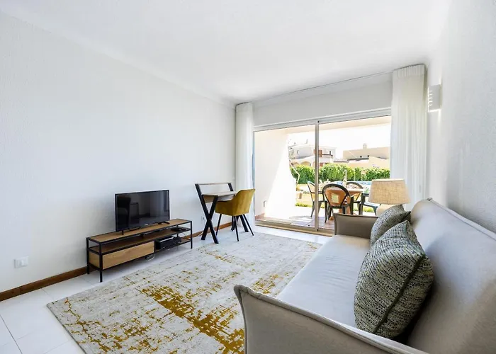 Henry Matisse, Swimming Pool *